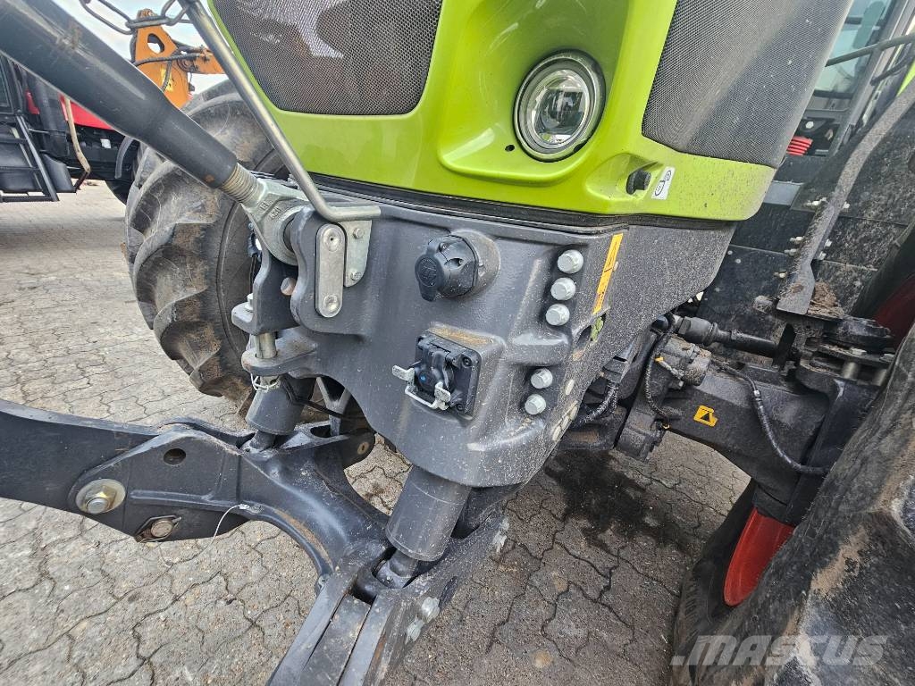 CLAAS AXION 960 TT Traktoren