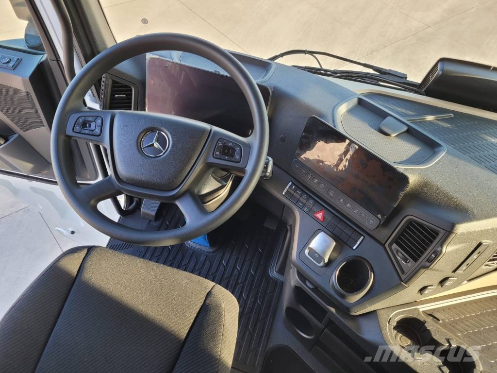 Mercedes-Benz ACTROS 1845 / MEGA / MP5 / 2 STUCK / BIGSPACE Sadulveokid