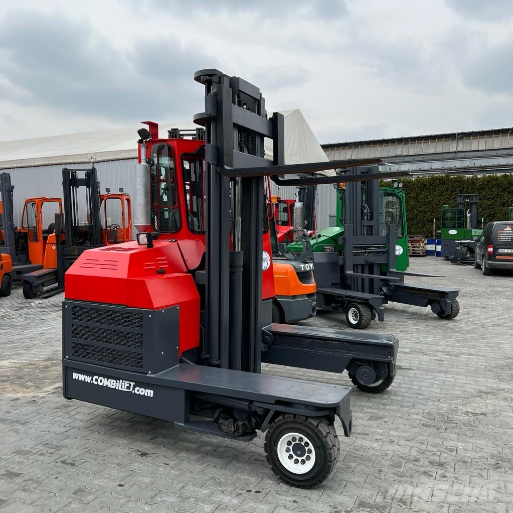 Combilift [DISCOUNT-SALE] C4000 4-way reach truck