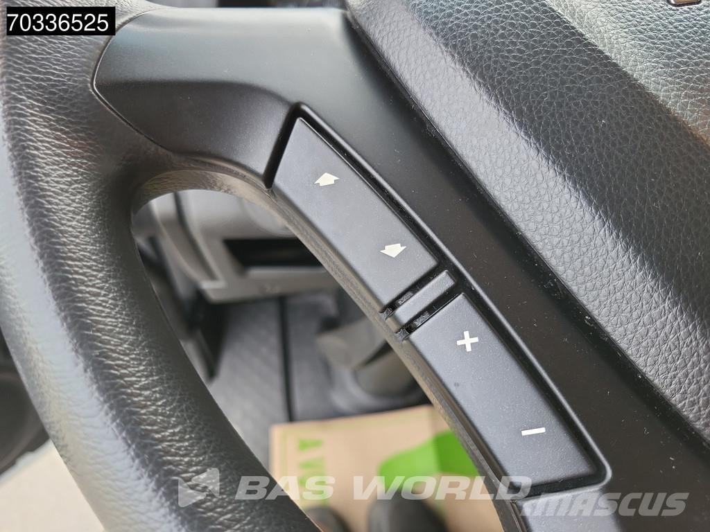 Iveco Eurocargo 75E190 4X2 8tonner 1000kg Tailgate Autom Tovornjaki s ponjavo