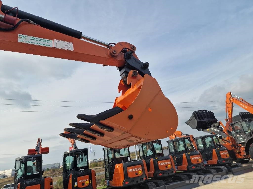 Hitachi ZX 33 U-6, 2023, 1.305h, Quick hitch+3 new buckets, 2023