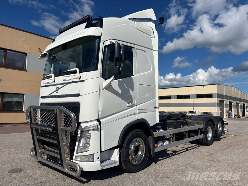 Volvo FH500 6x2 EURO6 + PTO Camiones con chasís y cabina