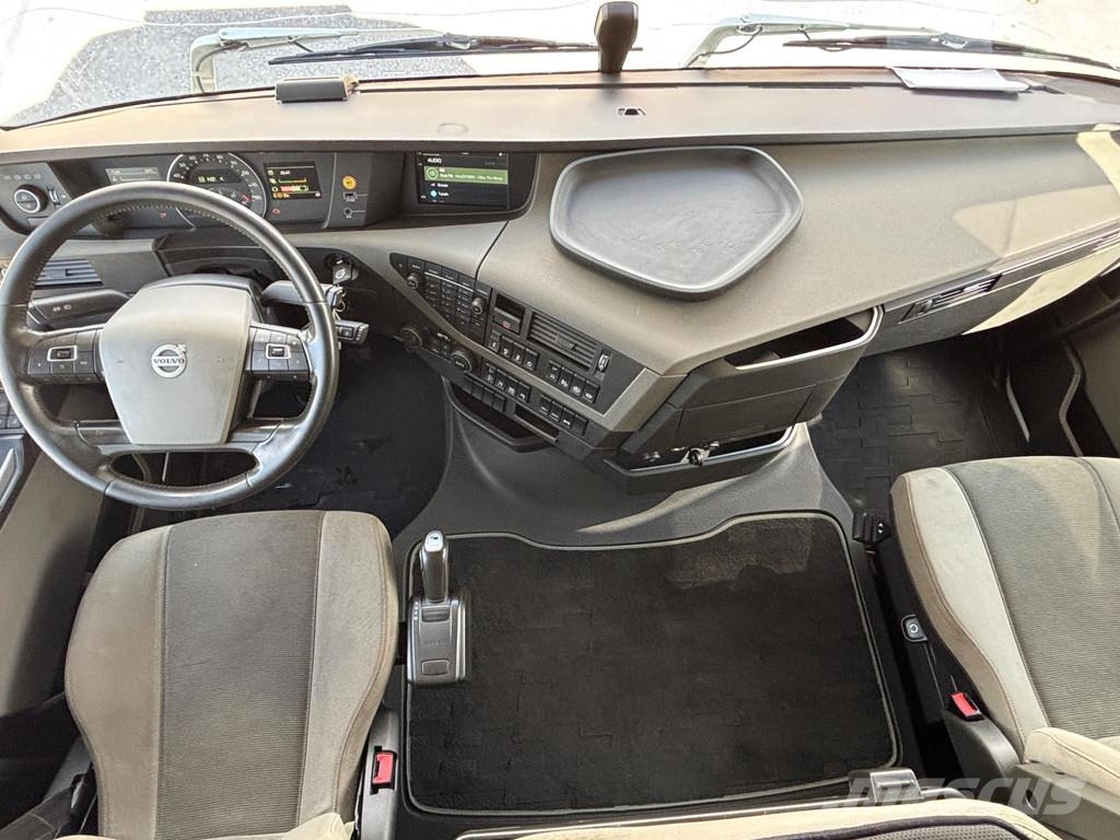Volvo FH500 6x2 EURO6 + PTO Camiones con chasís y cabina