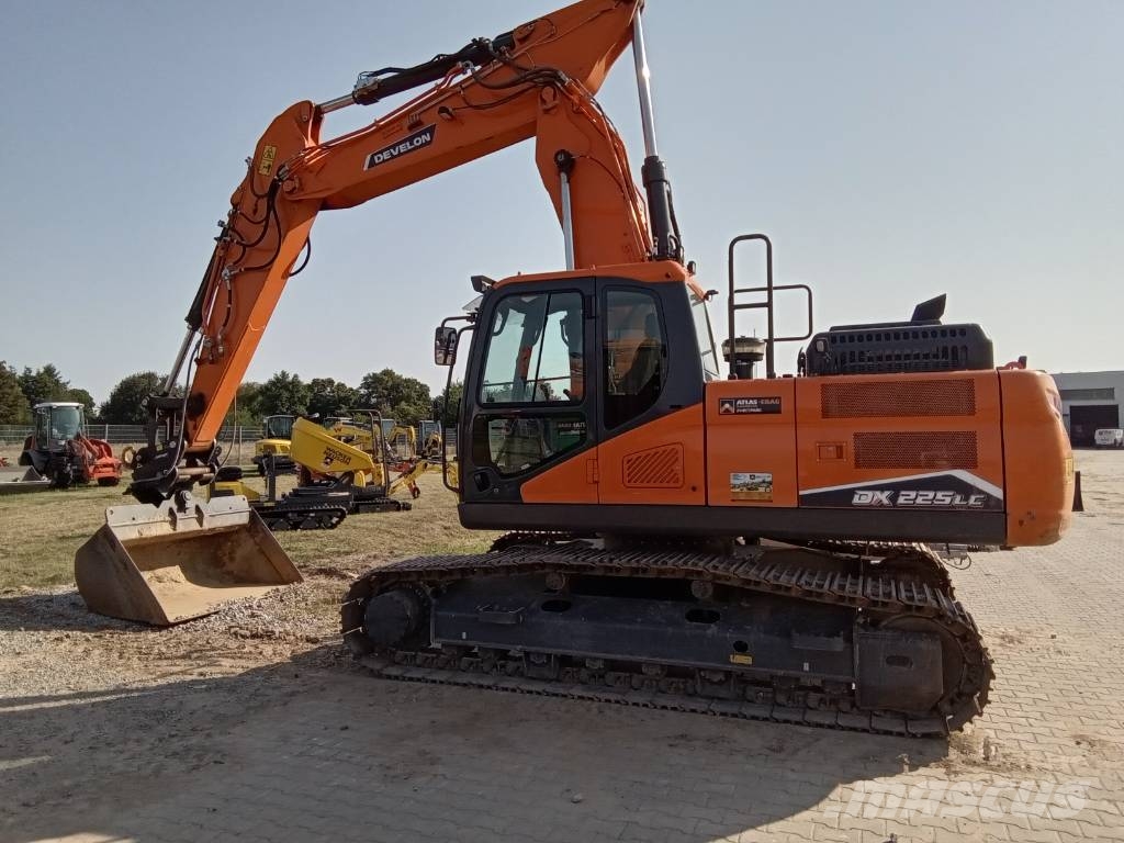 Doosan DX 225 LC-7 Escavadoras de rastos