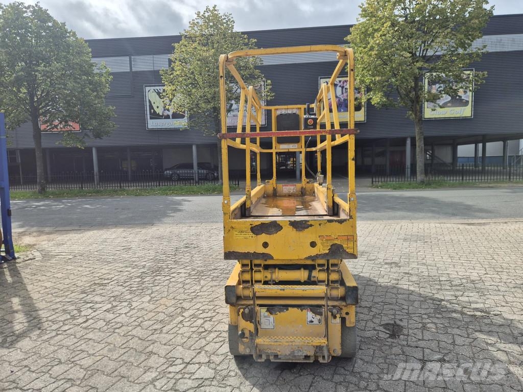 Haulotte Compact 8 Hoogwerker Schaarhoogwerkers