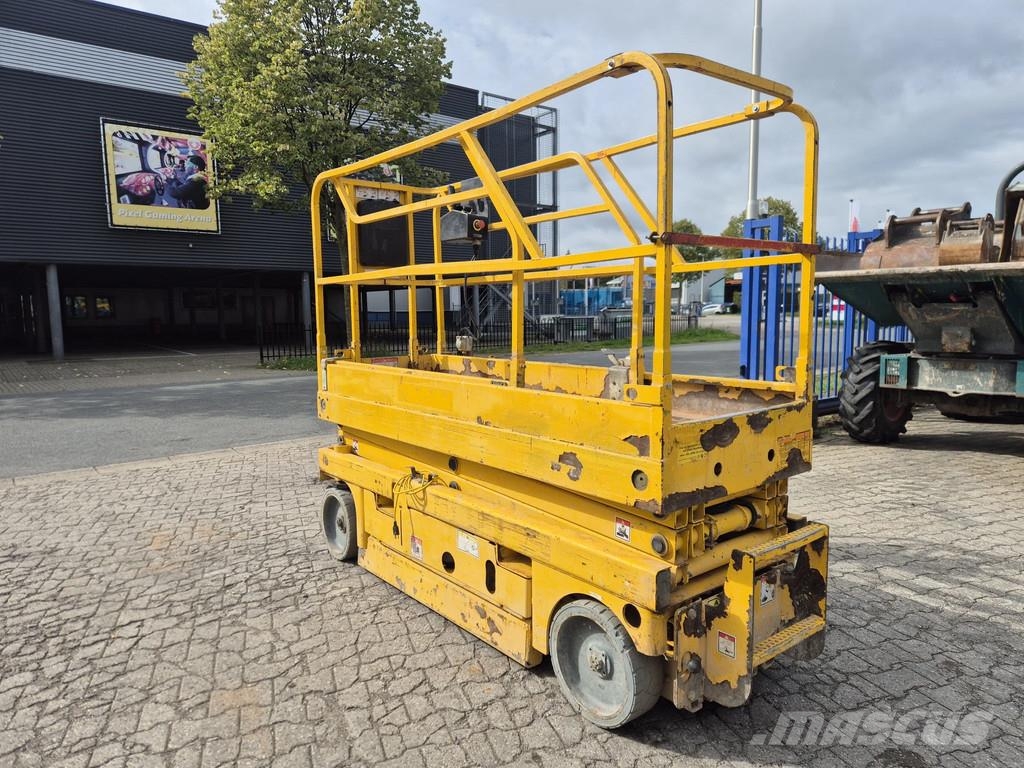 Haulotte Compact 8 Hoogwerker Schaarhoogwerkers