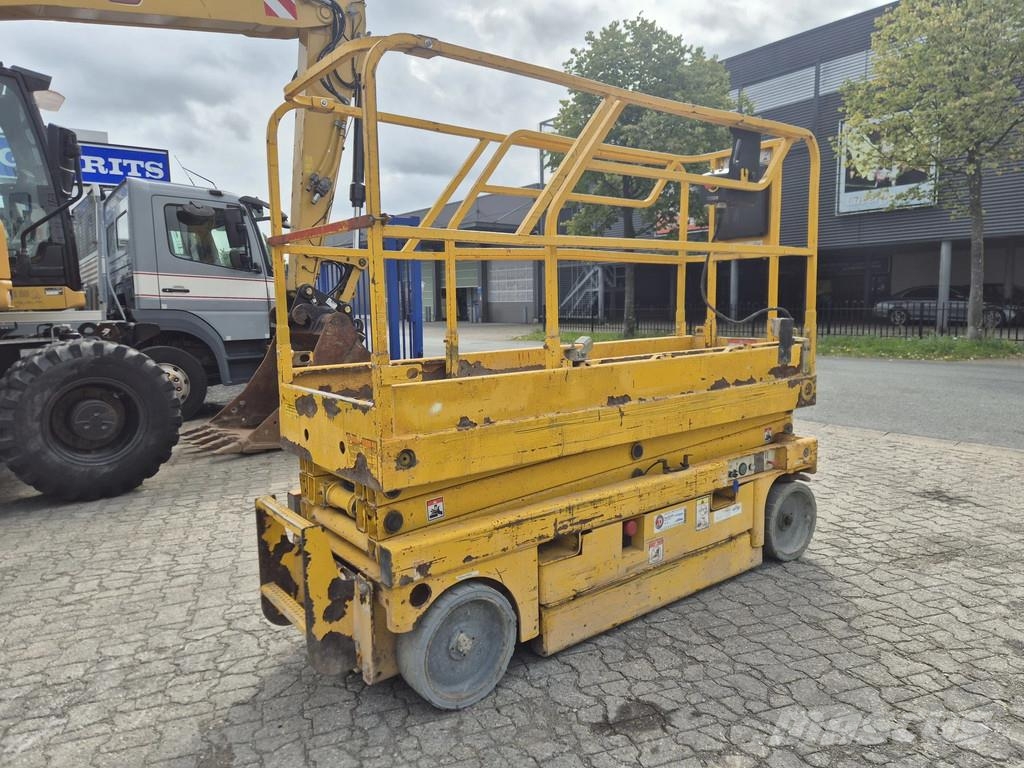 Haulotte Compact 8 Hoogwerker Schaarhoogwerkers