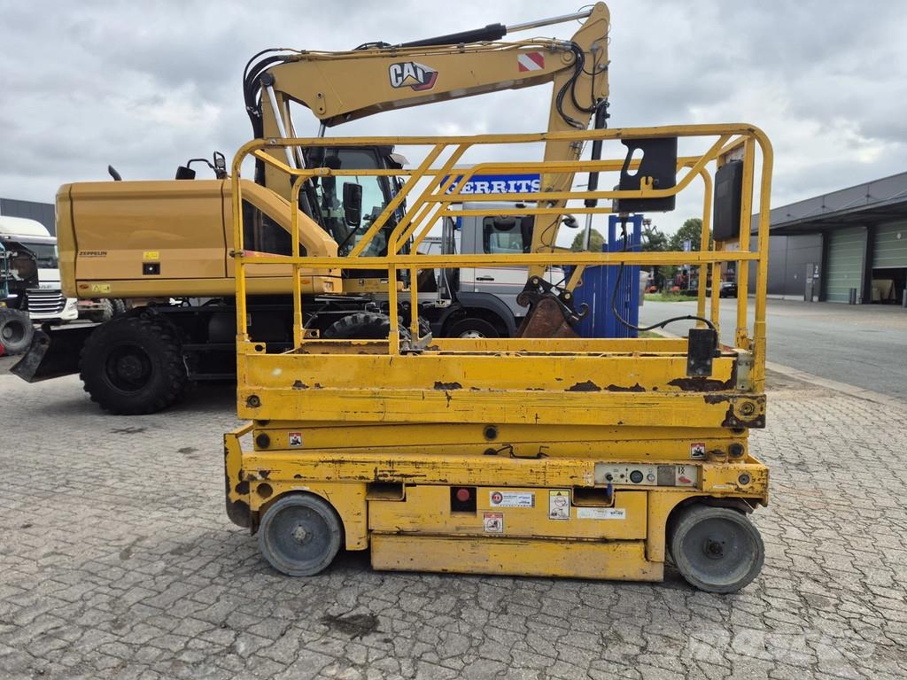 Haulotte Compact 8 Hoogwerker Schaarhoogwerkers