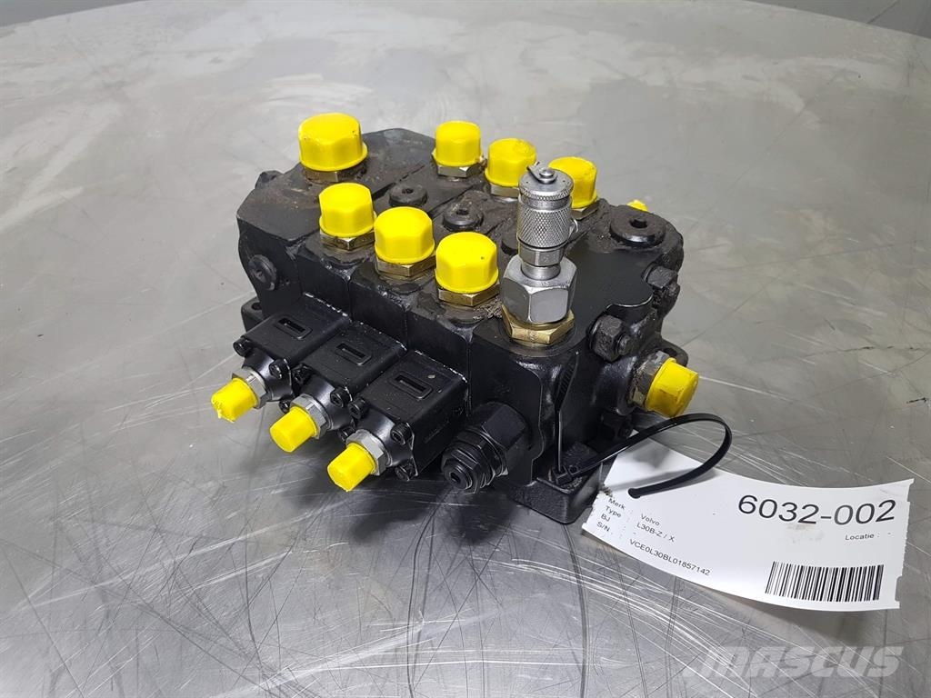 Volvo L30B-Z/X-111030010-11306160-Valve/Ventile/Ventiel Υδραυλικά