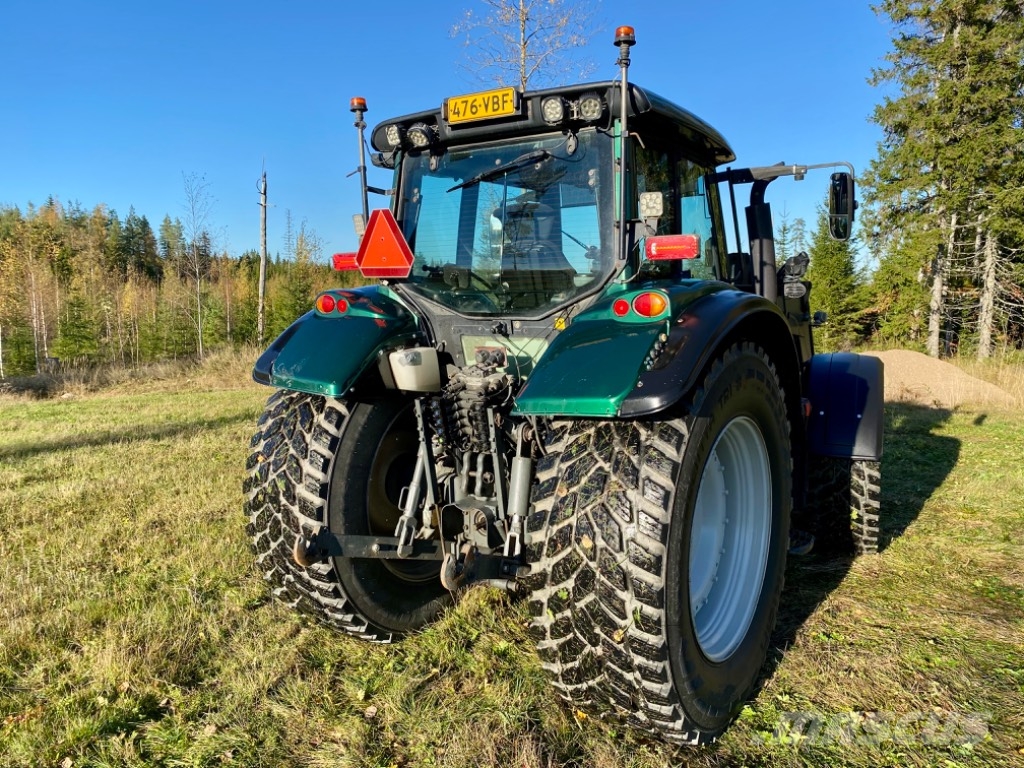 Valtra T 163 EV الجرارات
