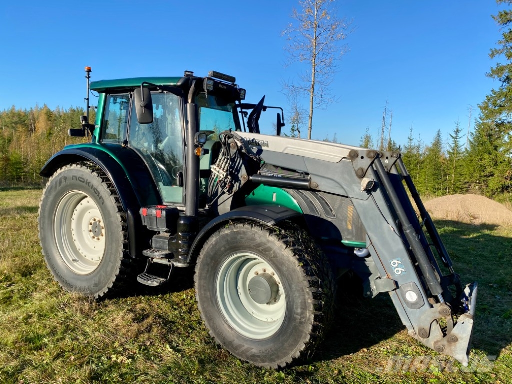 Valtra T 163 EV الجرارات