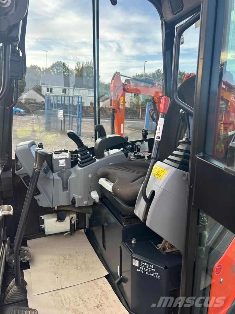 Kubota U27-4 Mini rýpadla < 7t