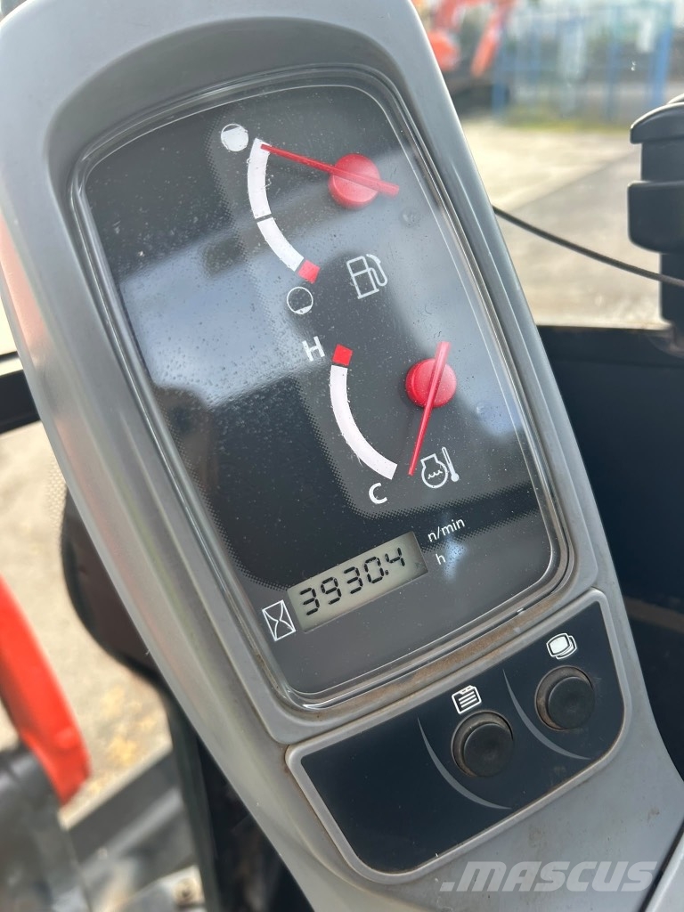 Kubota U27-4 Mini rýpadla < 7t