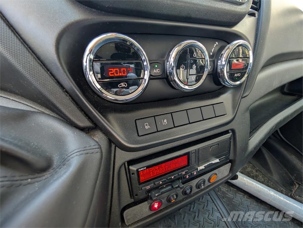 Iveco 70C18 Preču pārvadāšanas furgoni