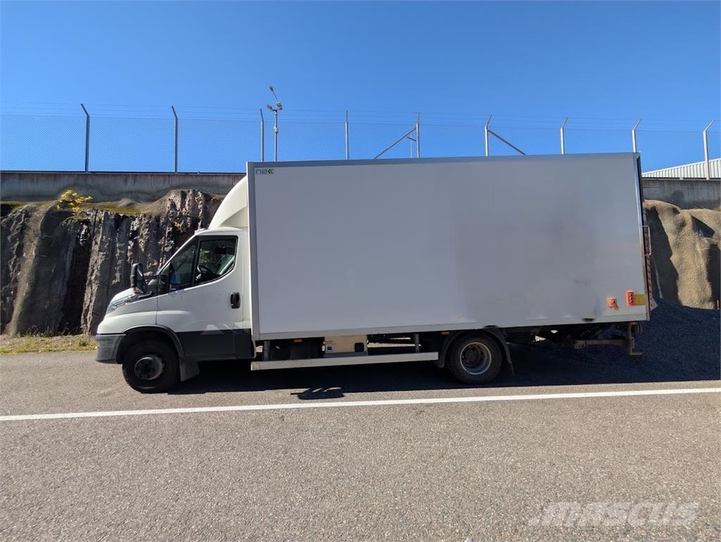 Iveco 70C18 Preču pārvadāšanas furgoni