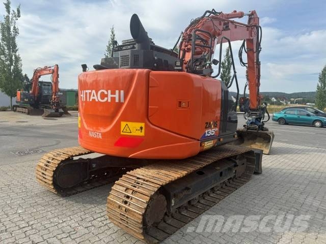 Hitachi ZX135US-6 حفارات زحافة