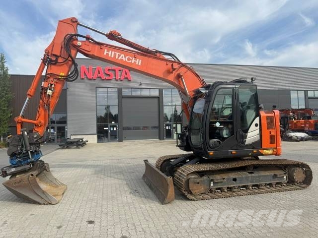 Hitachi ZX135US-6 حفارات زحافة