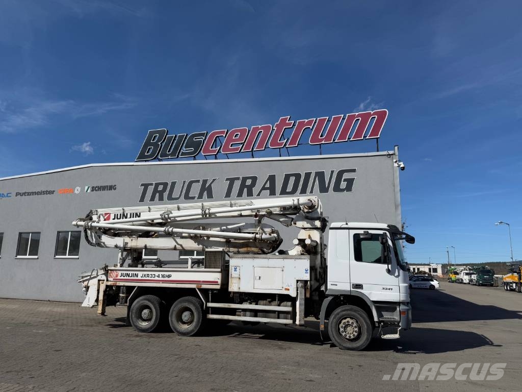 Mercedes-Benz Actros 3341 JunJin 33-4.16 HP Betonpomptrucks