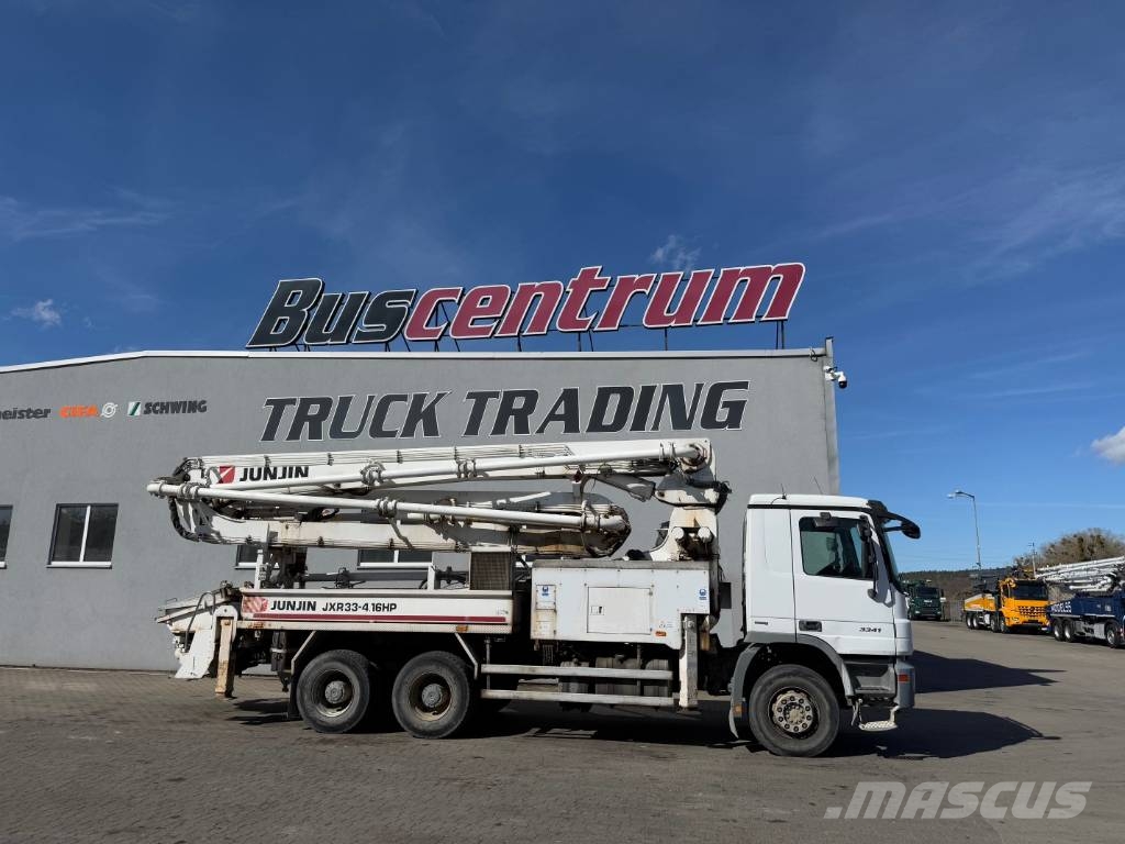 Mercedes-Benz Actros 3341 JunJin 33-4.16 HP Betonpomptrucks