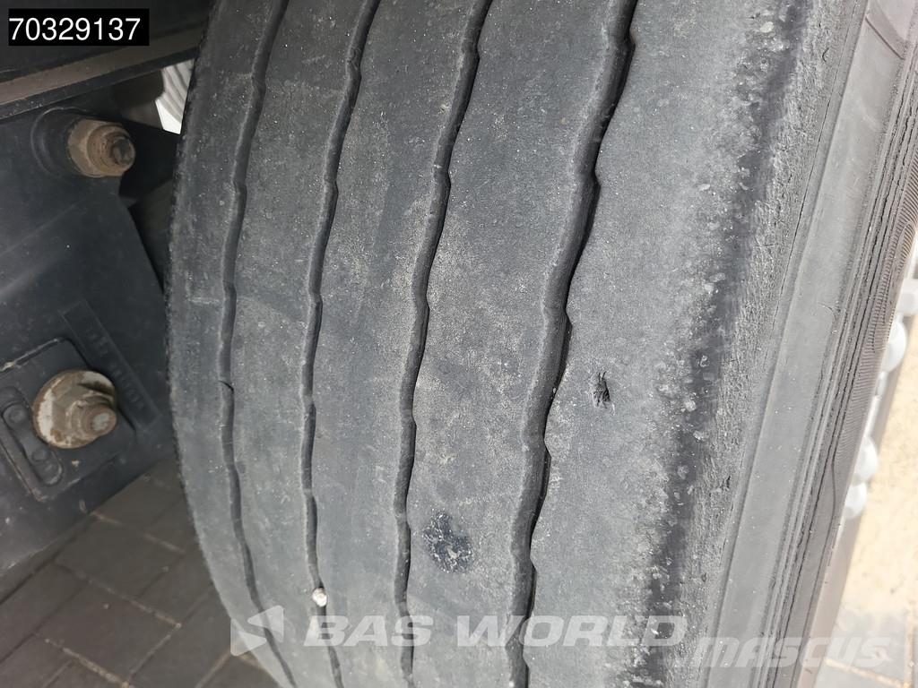 Krone SD Palletenkasten Lift Axle Curtainsiderauflieger