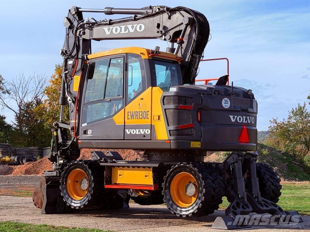 Volvo EWR 130 E Kolová rýpadla