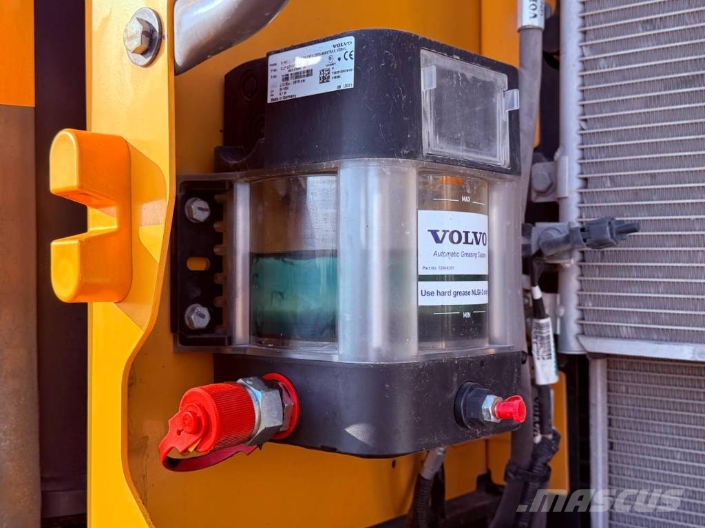 Volvo EWR 130 E Kolová rýpadla