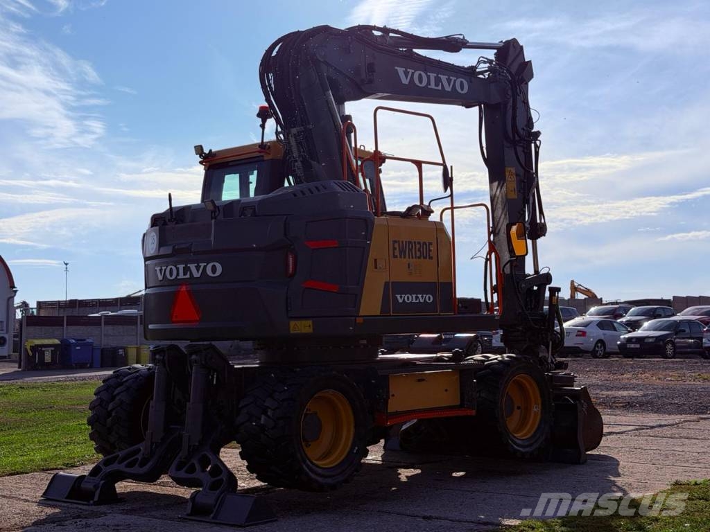 Volvo EWR 130 E Kolová rýpadla
