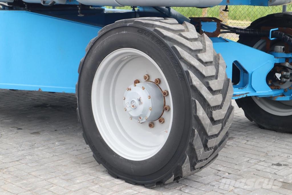 Genie ZX-135 /70 43 METER | 272 KG | LOW HOURS Zglobne dvižne ploščadi