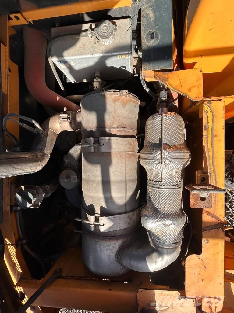 Hyundai HX 145 LCR Escavatori cingolati