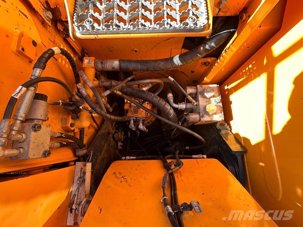 Hyundai HX 145 LCR Escavatori cingolati