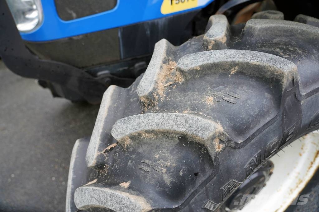 New Holland T5070 / CLU330 Traktorid