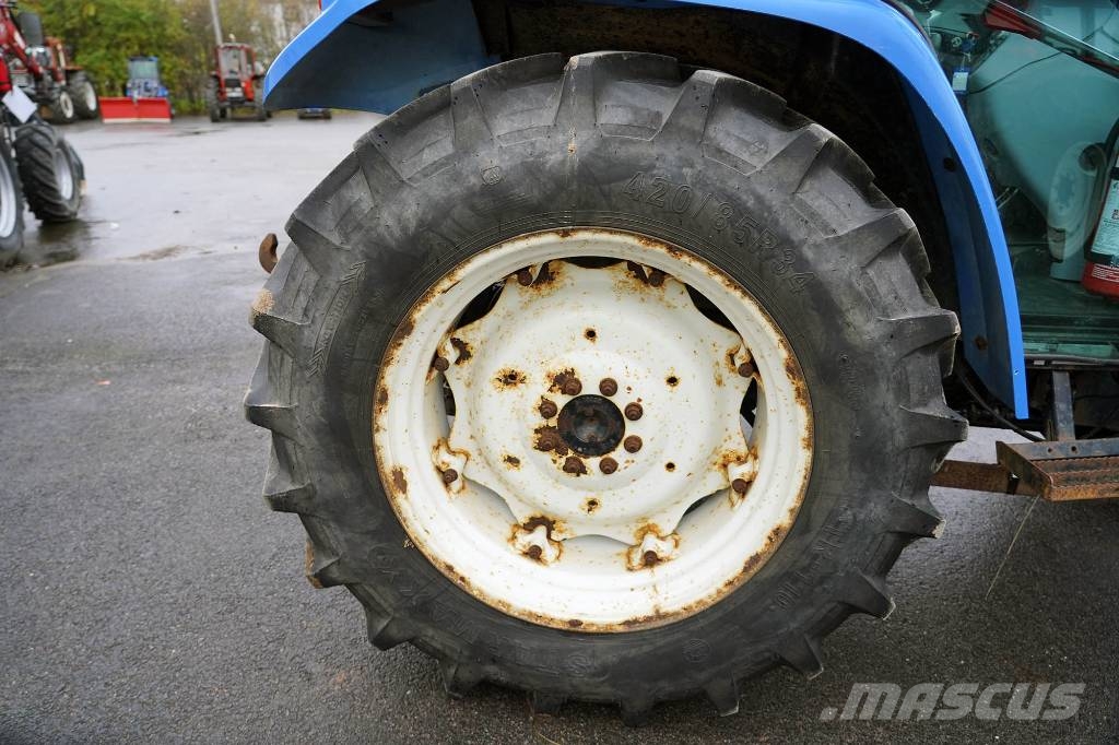 New Holland T5070 / CLU330 Traktorid