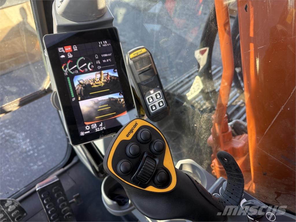 Hitachi ZX225USLC-7, ENGCON, VÄHÄN AJETTU, VARUSTELTU Bagri goseničarji