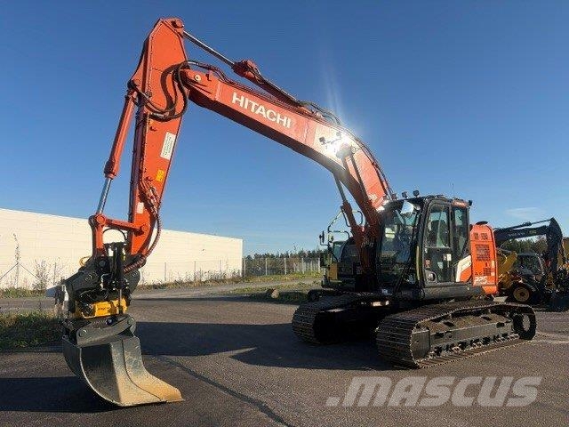 Hitachi ZX225USLC-7, ENGCON, VÄHÄN AJETTU, VARUSTELTU Rupsgraafmachines