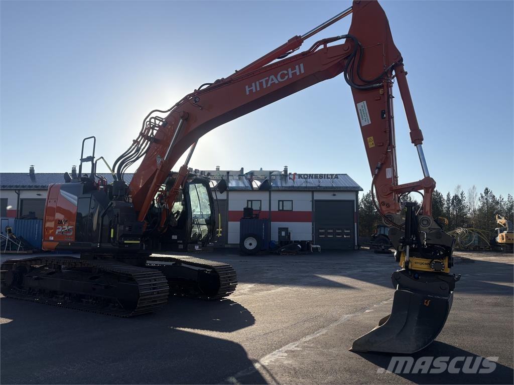 Hitachi ZX225USLC-7, ENGCON, VÄHÄN AJETTU, VARUSTELTU Bagri goseničarji
