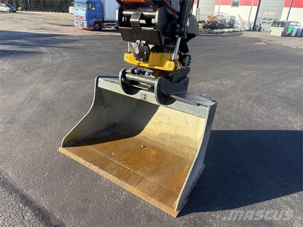 Hitachi ZX225USLC-7, ENGCON, VÄHÄN AJETTU, VARUSTELTU Bagri goseničarji