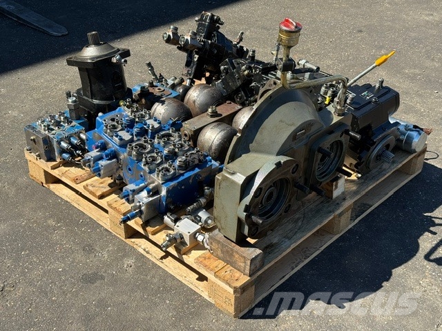 Liebherr L 580 Used hydraulic parts complet هيدروليات
