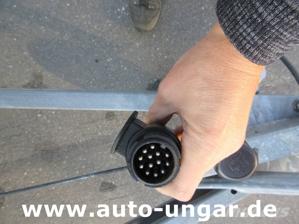 TEMARED Tema Anhänger 1.000kg Tieflader Plane gebremst 100 Причепи-платформи/бокове розвантаження