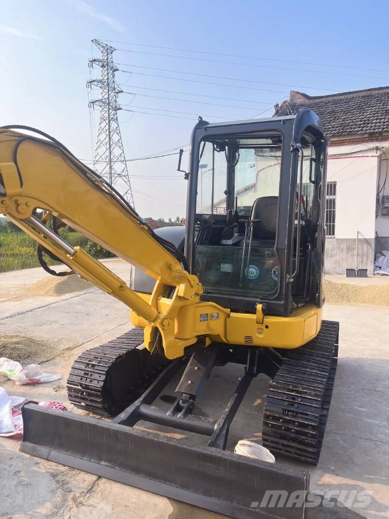 Komatsu PC 40 Minibagger < 7t