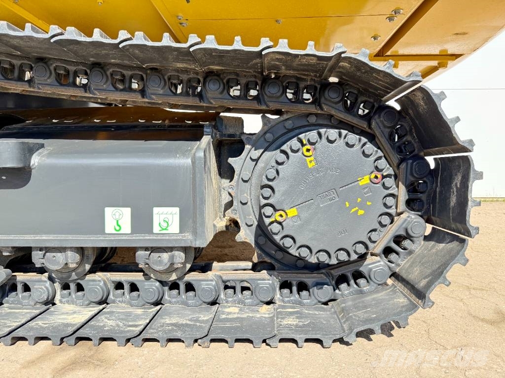 Komatsu PC210LC-10M0 - New / Unused / Hammer Lines Верижен екскаватор