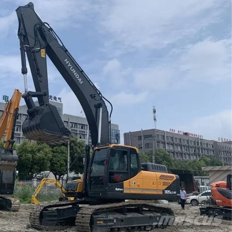 Hyundai 305 Bageri guseničari