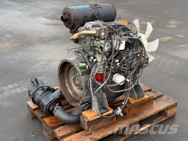Yanmar 4TNV98 USED ENGINE Двигуни