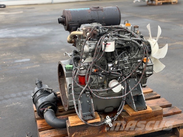 Yanmar 4TNV98 USED ENGINE Двигуни