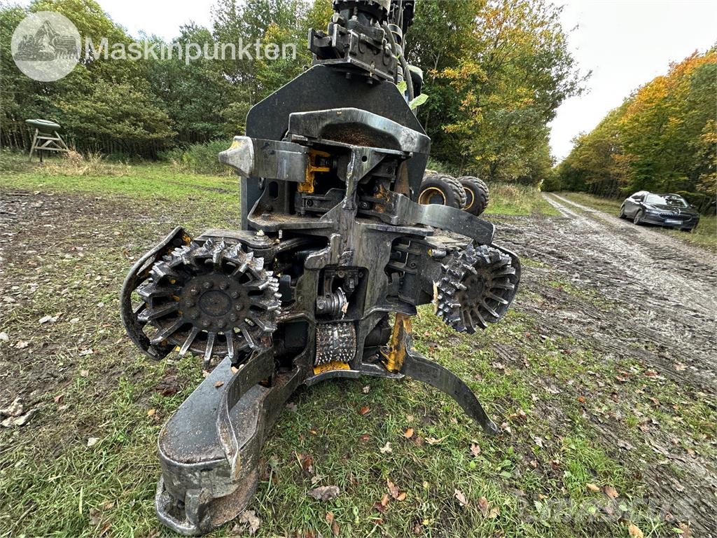 Ponsse Scorpion King 8W حصادات