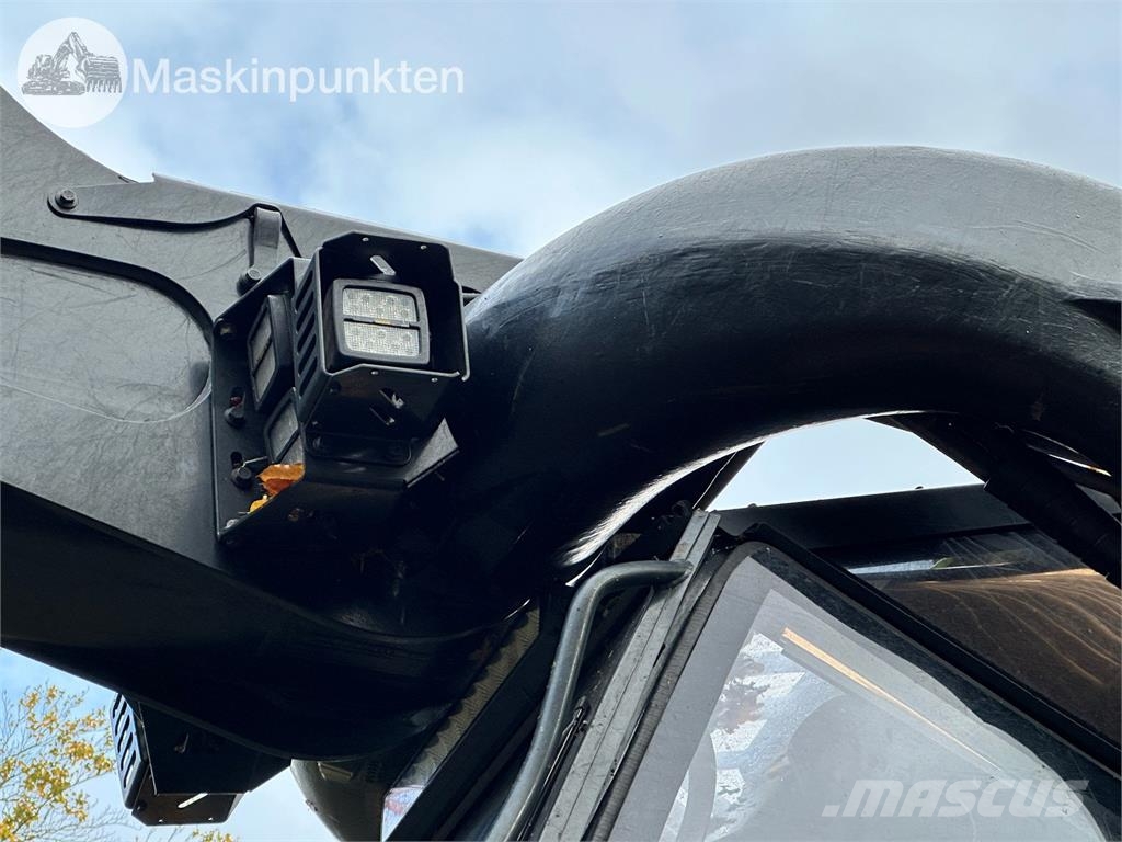 Ponsse Scorpion King 8W Skovningsmaskiner