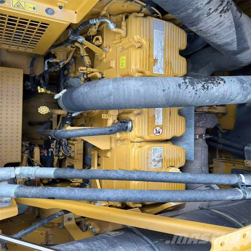 CAT 395DL 履带挖掘机