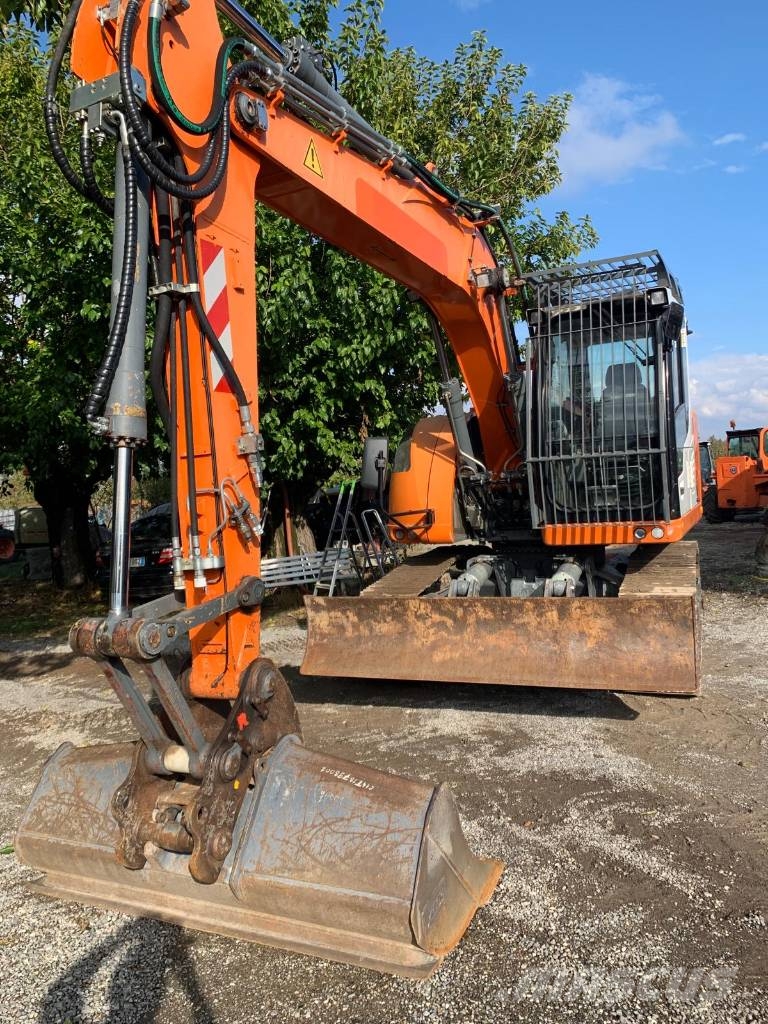 Liebherr 914 COMPACT Paletli ekskavatörler