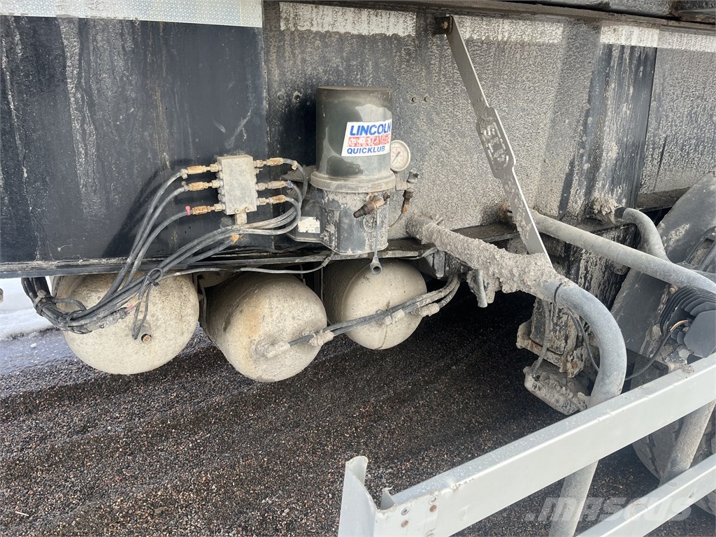 SLP 4-aks liukuteli kärry Tipper semi-trailers