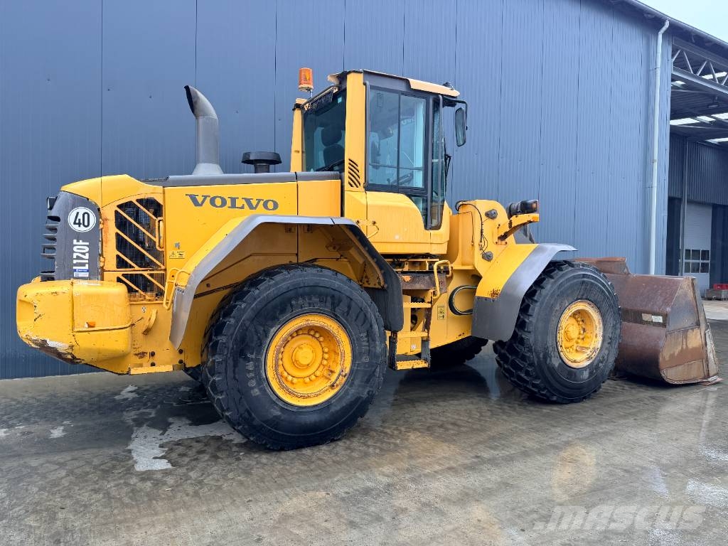 Volvo L120F Chargeuse sur pneus