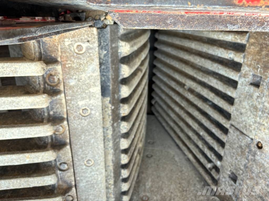 Sandvik QJ 341+ الكسارات المتنقلة